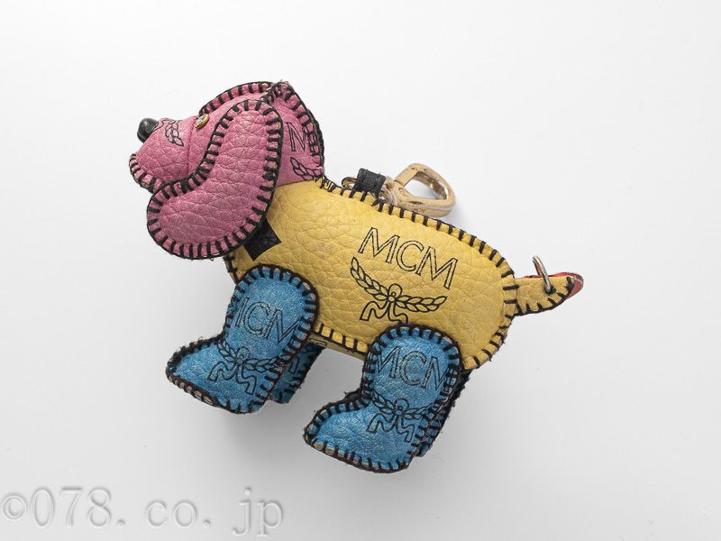 激安正規品 MCM ドッグ キーホルダー 犬 小物 - bestcheerstone.com